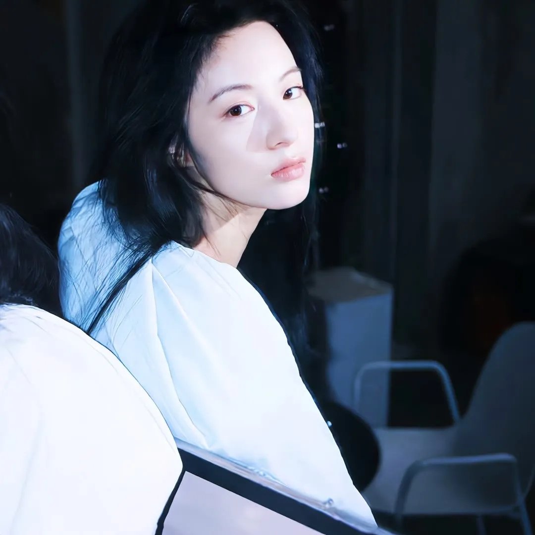 以烟传讯